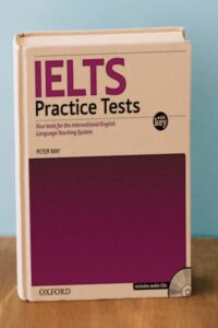 Oxford IELTS Practice Test with explanatory key